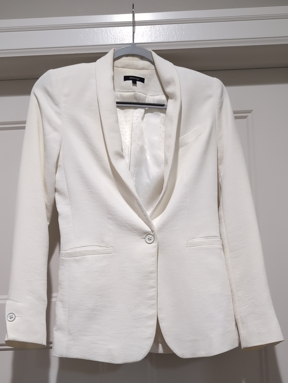 RW&CO. Women's Cream Single-Button Shawl Collar Blazer